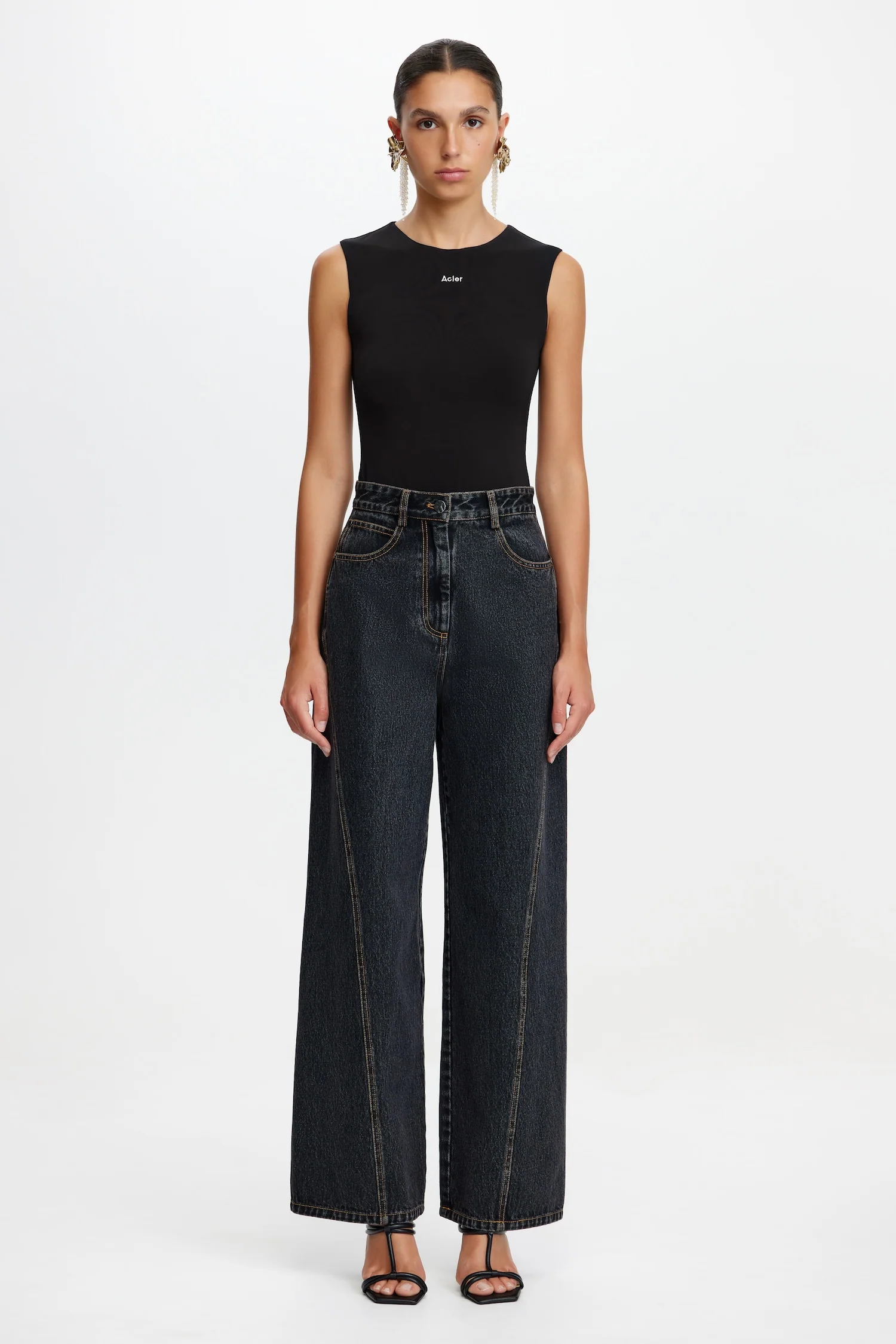 POULTON JEAN